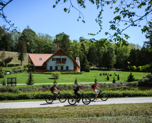 Travelo.hu: Die Blaue Tour des Balaton-Radfahrens ist geboren